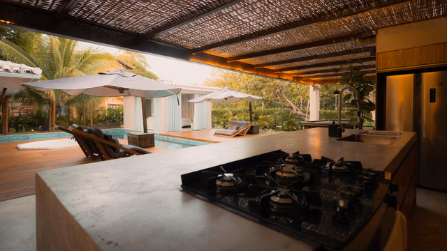 Outdoor Kitchens