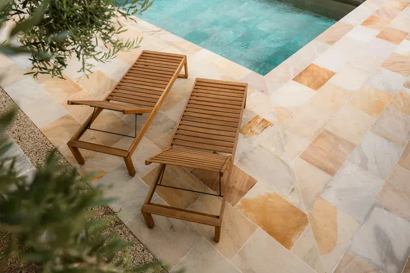 Travertine patio with stone trim